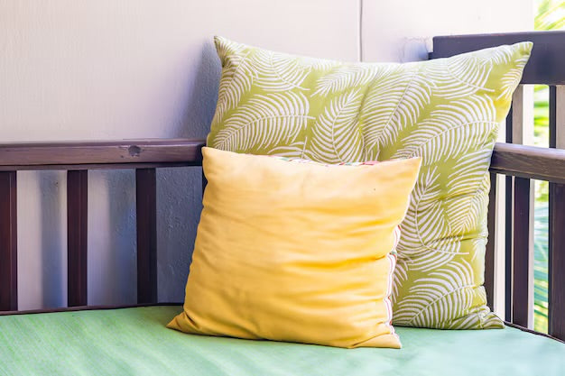 Silly George - Square Cushion (50cmx50cm)